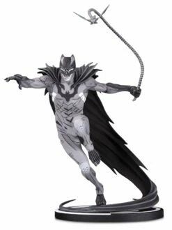 DC COMICS BATMAN BLACK & WHITE STATUE BY KENNETH ROCAFORT